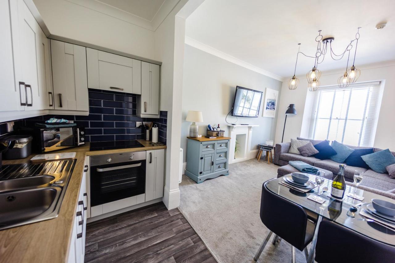 Flat 3 Flint House Tenby - Luxury Couples Apartment Exteriör bild